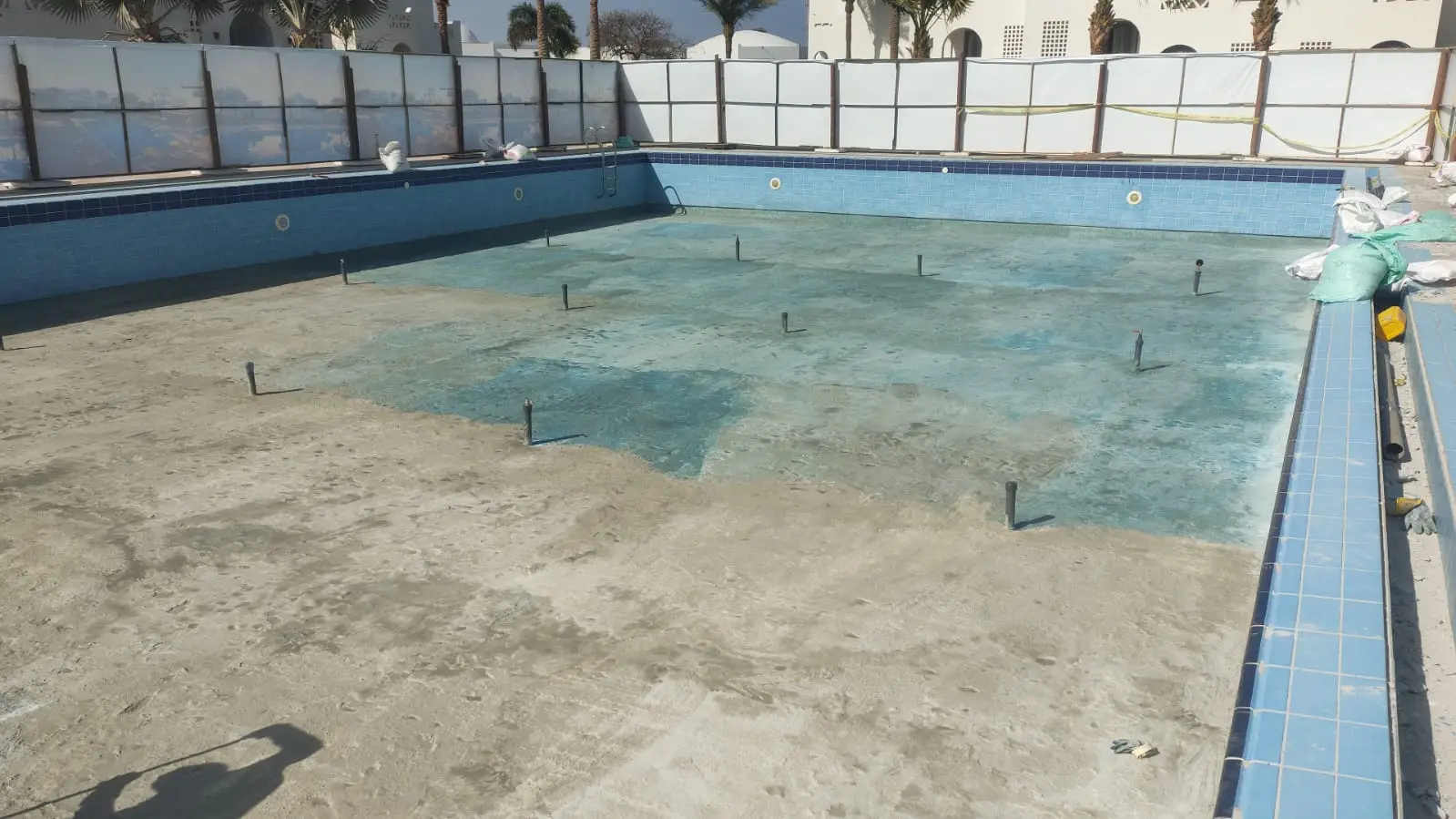 بناء حمامات السباحة